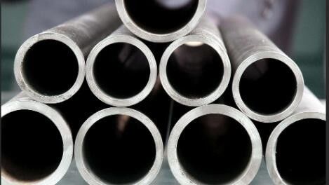 Tubo de aço sem costura com espessura de parede personalizada e resistência à corrosão para aplicações industriais de extremidades planas