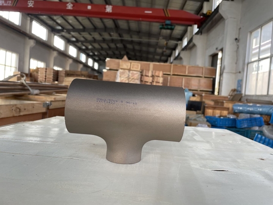 T IGUAL, interruptor, 2" X 1 1/2” WT=2 milímetro   20 BARG, T de EEMUA 146 SEC.2 ASTM B151 UNS C70600