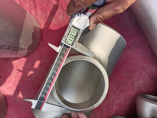 T igual de aço inoxidável frente e verso A182 GR.F51 ASME B16.9 dos encaixes de tubulação