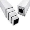 Infinitamente versátil, fácil de fabricar 6063-T5 ASTM B241 Alumínio liga de tubo 50x50mm tubo quadrado x 2mm WT 5,8m
