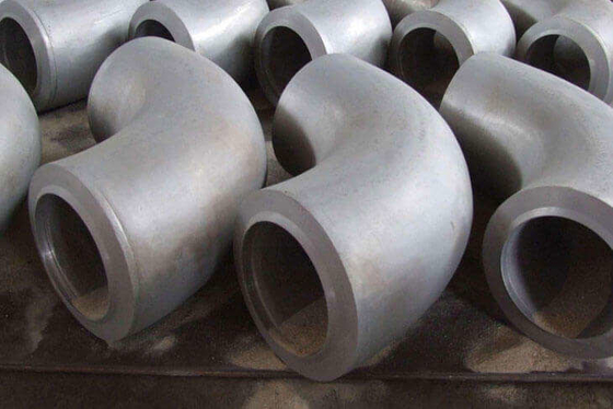 Encaixes de tubo de aço sem emenda do cotovelo do aço carbono A335 P11 P22 P91 de Astm 273 x tubulação soldada 12.7mm do cotovelo do aço de liga da curvatura