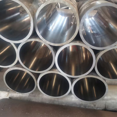 Tubo de Liga de Níquel Químico Produzido Usando Linha de Soldagem ERW e Jateamento de Areia para Integração Contínua em Sistemas de Tubulação Industrial