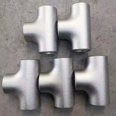 ASME B16.9 Butt Soldagem igual Tee Material personalizável, por exemplo aço carbono aço inoxidável NPS1/2 "-60" Entrega rápida MOQ baixo