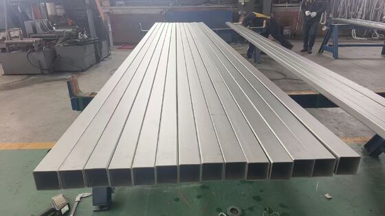 SHS RHS ASTM A500 Steel Pipe 100x100mm Weight MS Square Steel Pipe Tube