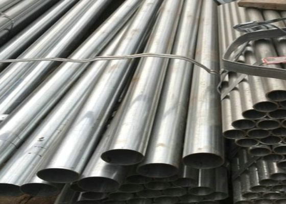 SCH80 tubo revestido galvanizado com extremidades roscadas tubo de aço durável ideal para aplicações de construção e canalização