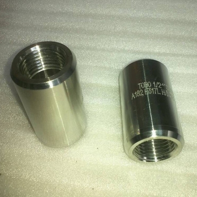 ANSI / ASME aço inoxidável aço carbono acoplamento roscado dimensões personalizáveis & material grau industrial
