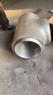 Cerca Tee OD 8" de Monel 400 ASTM/UNSP N04400 PESO 4mm personalizados