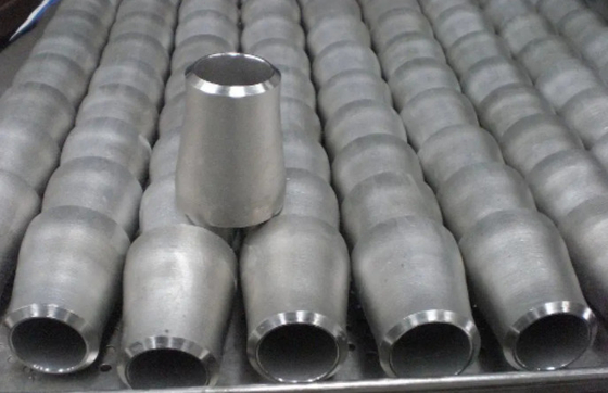 Redutor sem emenda da soldadura de extremidade 24"” liga K-500 ASTM/UNS N05500 de SCH-10S *8