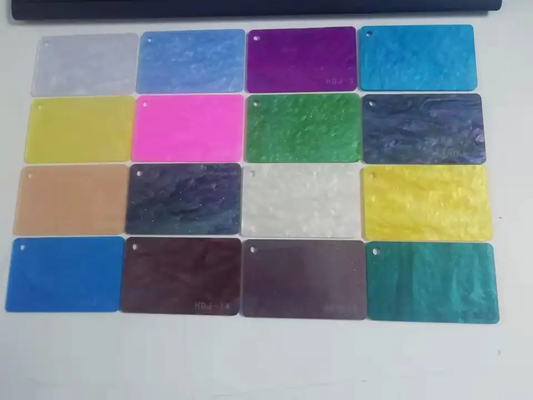 O perspex transparente grosso almofada o corte dos fornecedores dos preços para fazer sob medida a folha acrílica moldada