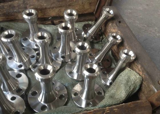 Flanges Quadradas de Aço Liga Certificadas ISO em Múltiplas Dimensões para Suportar Diversos Projetos de Engenharia e Construção