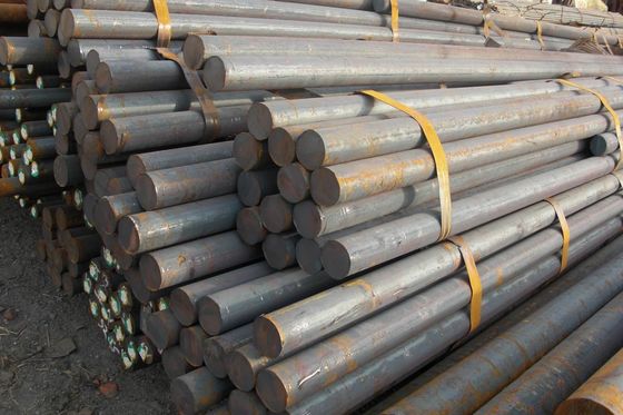 Barras redondas de engrenagens de aço ligado com redução de área superior a 40% construídas de acordo com as especificações normalizadas da ASTM